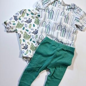 2 KATE QUINN onesies w/leggings gender neutral rainbow
